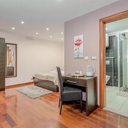 Palace Heritage - Adults Only