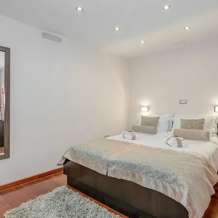 Palace Heritage - Adults Only