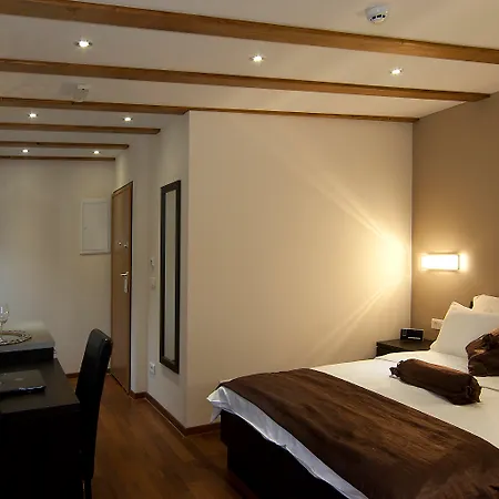 Palace Heritage - Adults Only 4* ספליט