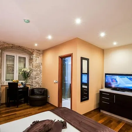 מלון Palace Heritage - Adults Only 4*